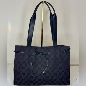 Gucci GG Supreme Tote Bag